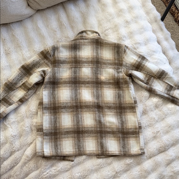 Plaid Button-Up Shacket - Picture 3 of 4